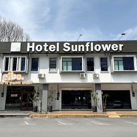 Hotel Sunflower - Hls Malacca Exterior photo