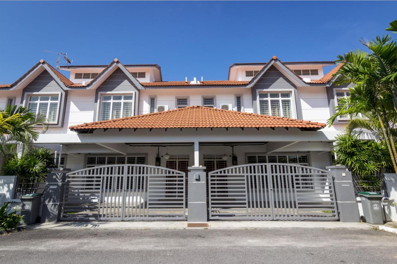 Hotel Sunflower - Hls Malacca Exterior photo