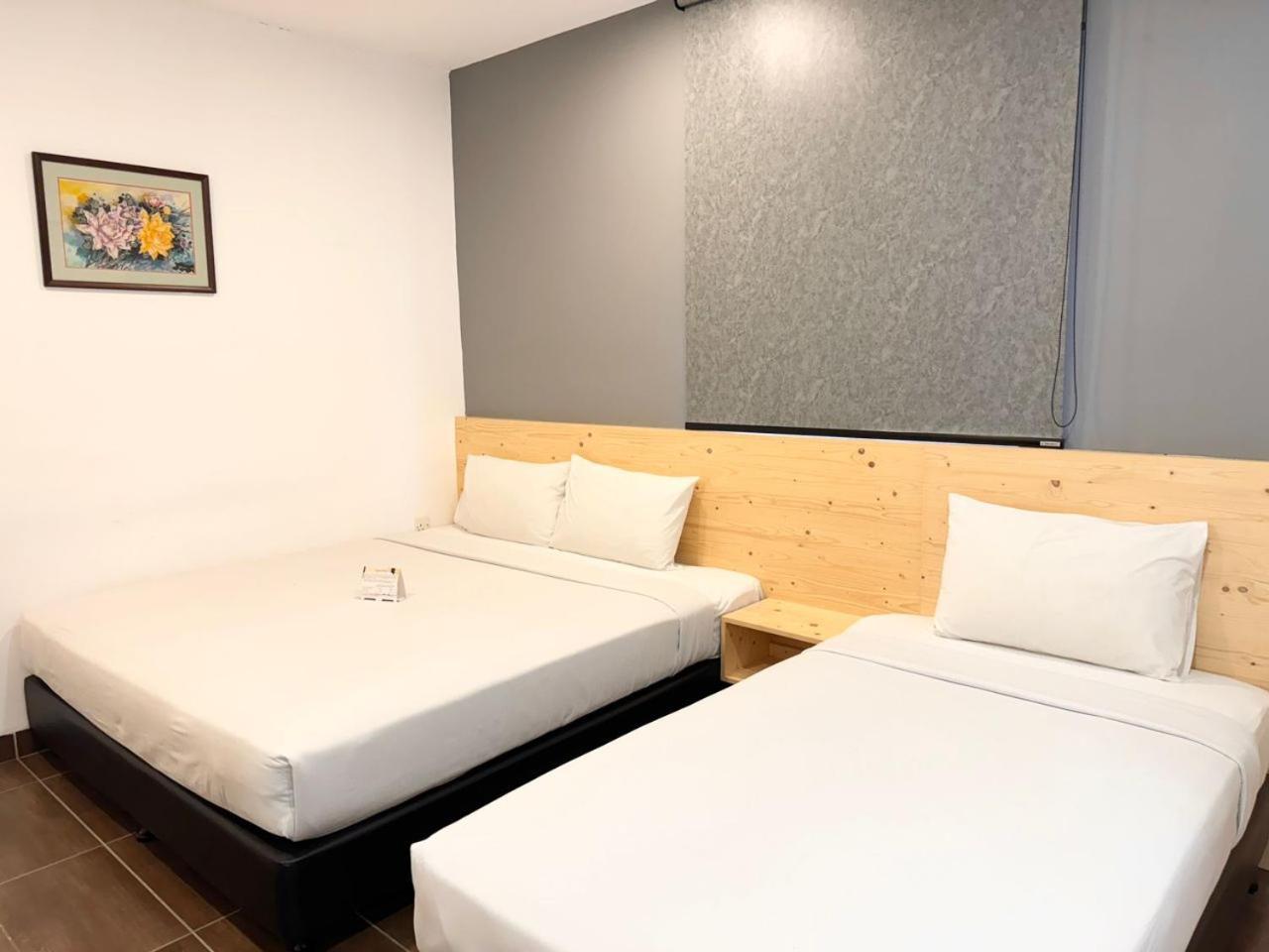 Hotel Sunflower - Hls Malacca Exterior photo