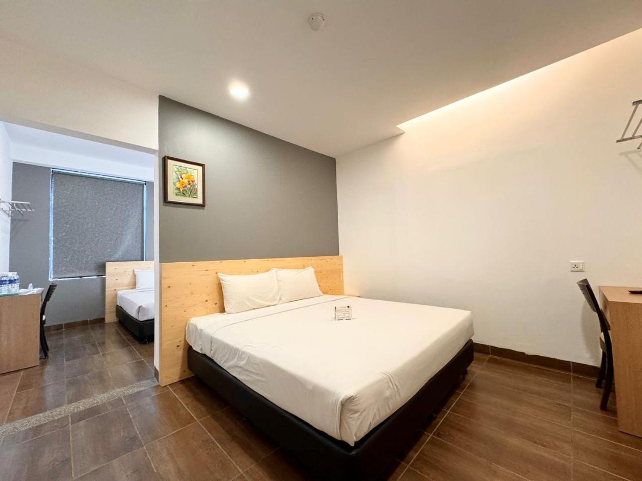Hotel Sunflower - Hls Malacca Exterior photo